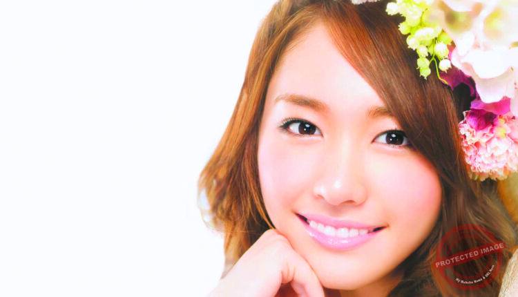 Girl-in-Flower-Hat-Skin-is-Soft-and-Smooth-She-is-the-None-Other-Attraction-You-Can-Melt-in-Front-of-Her-HD-Yui-Aragaki-Wallpaper
